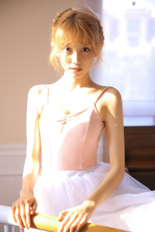 李丽莎圣光钻石